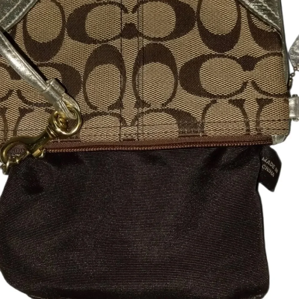 Coach Mini - Picture 3 of 6